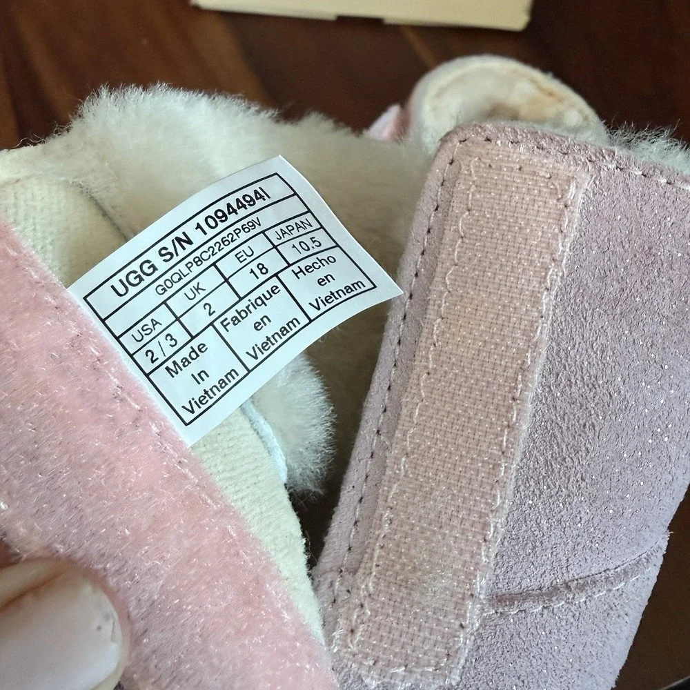 UGG Keelean Sparkle Infant Boots Pink Suede Sheepskin Size 2/3 NIB 6-12M F/W